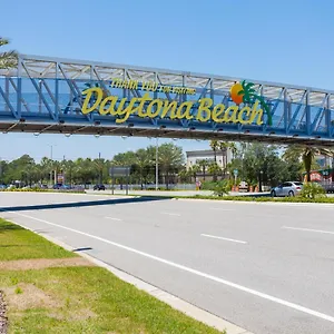 https://shores-club-703-2-bedrooms-7th-floor-oceanfront-sleeps-6.thedaytonabeachhotels.com